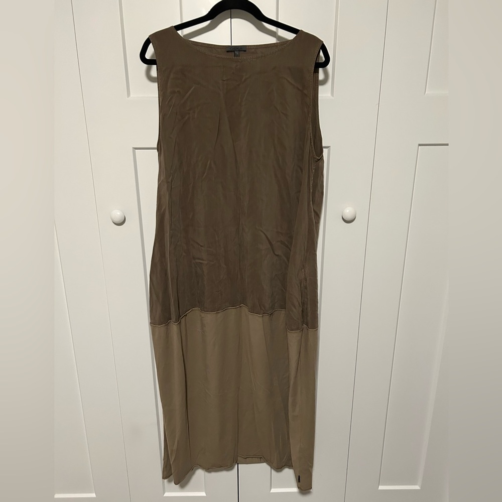 Oska sleeveless Tan Midi Dress